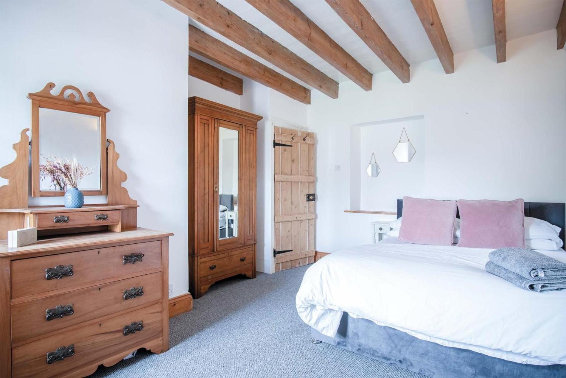 Angle Adventures - 4 Bedroom Cottage - Angle 외부 사진